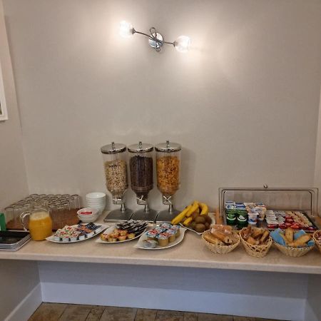 Saint-Marcel  Hotel Du Haut Marais מראה חיצוני תמונה